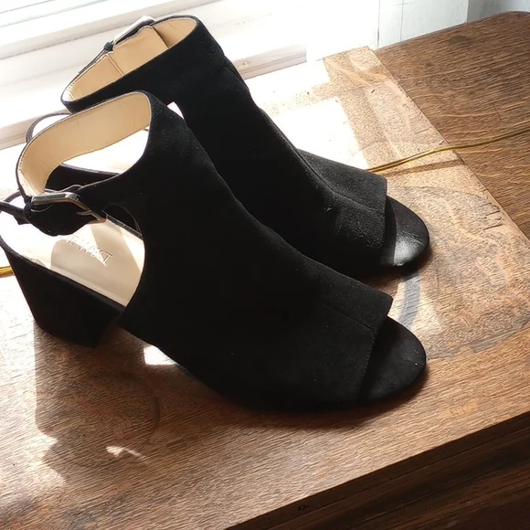 Nine West Heels - Picture 7 of 7